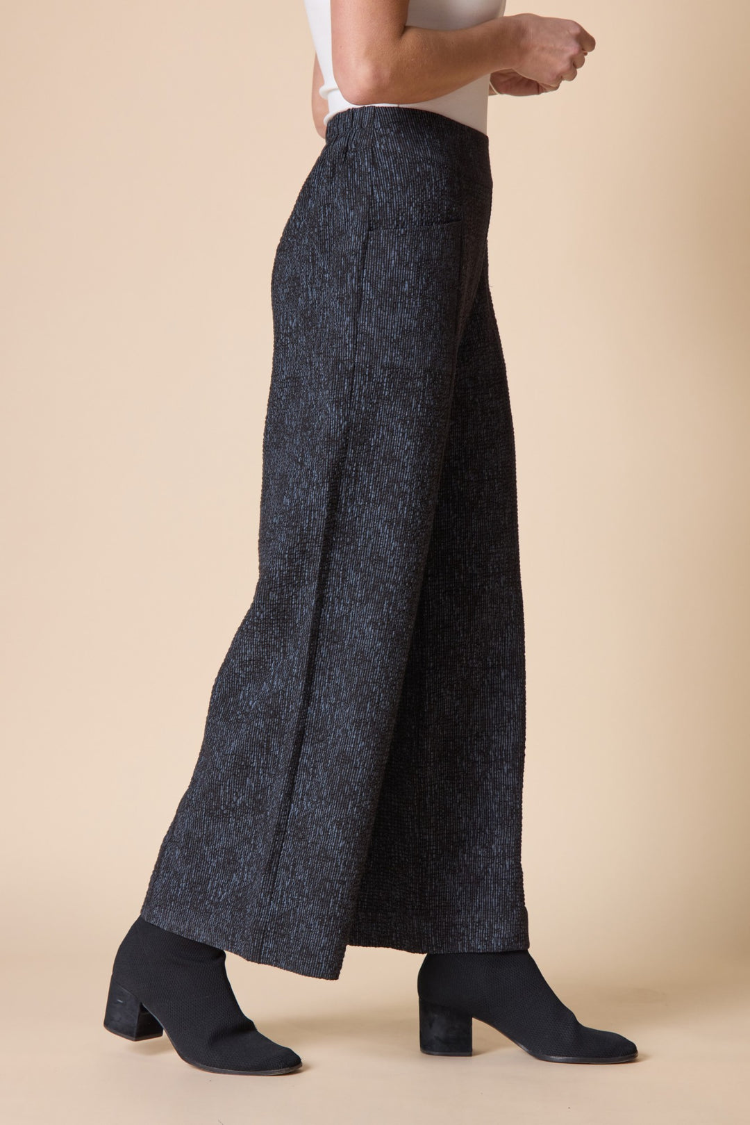 Black Crinkle Crepe Striped Aria Pant
