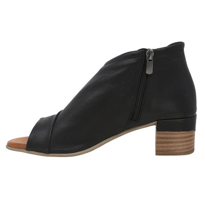 Black Gia Leather Sandal