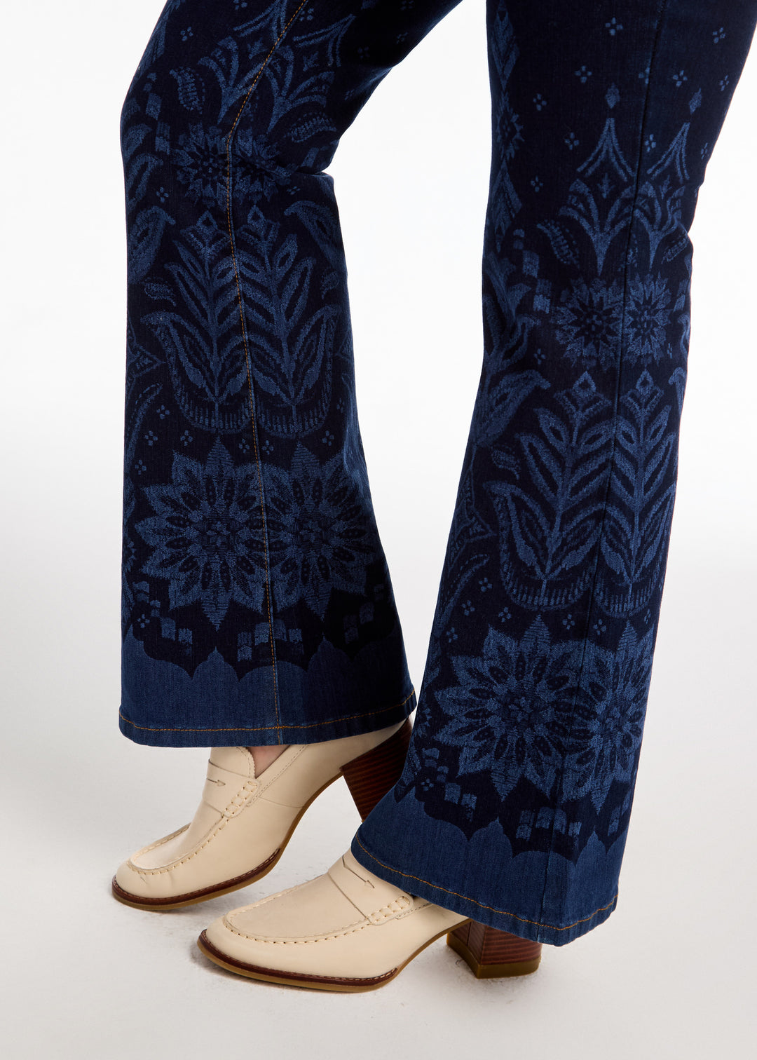 Border Print Olivia Flare Leg Jean