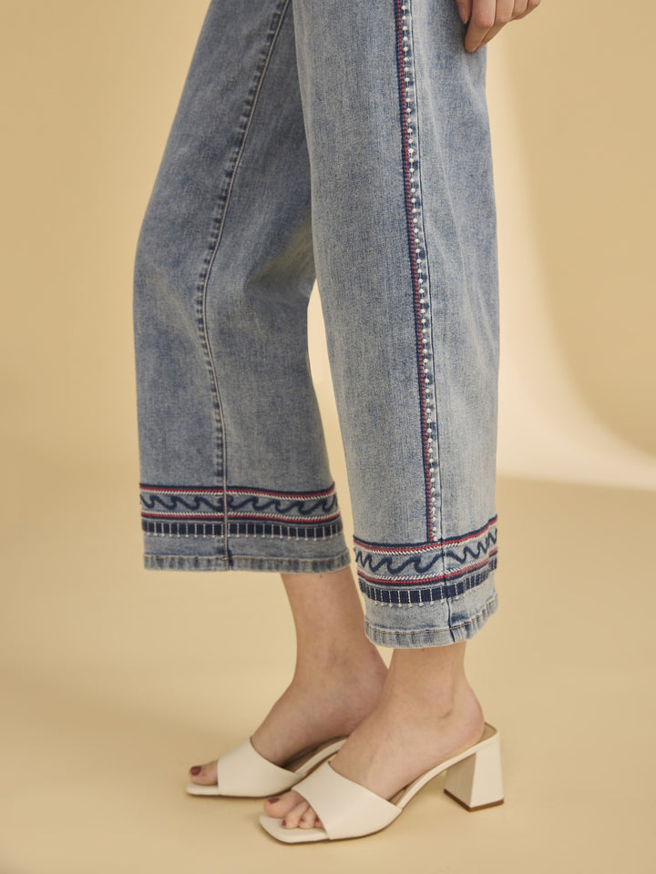 Embroidered Hem Wide Leg Crop Jean