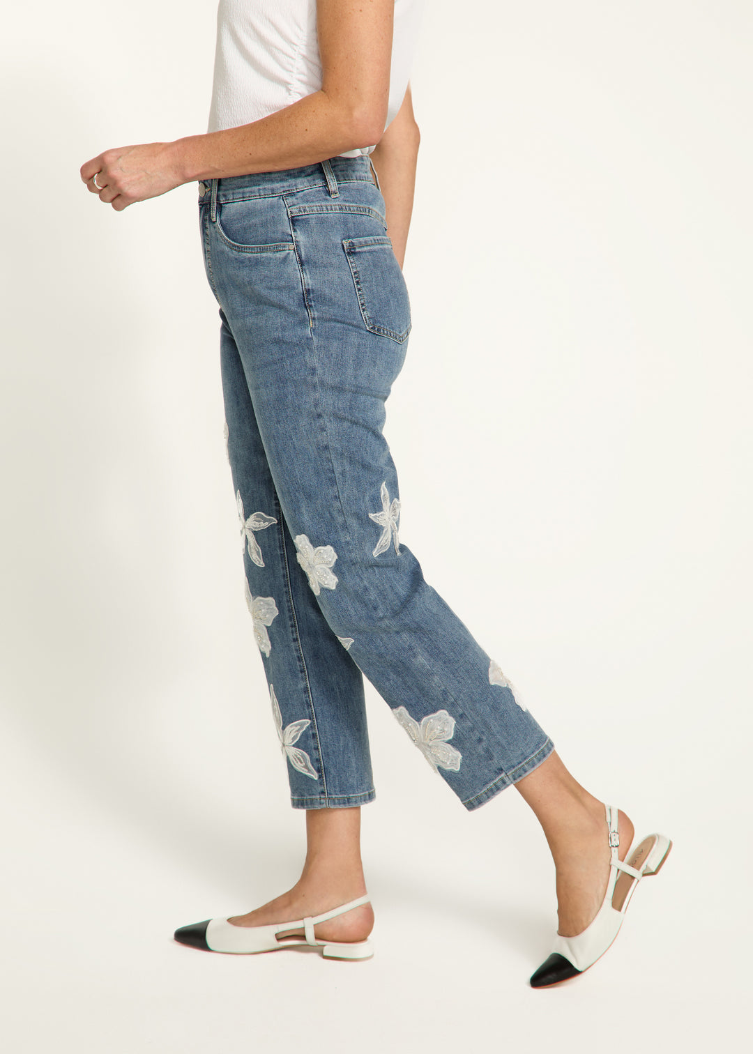 Flower Detail Suzanne Pencil Crop Jean