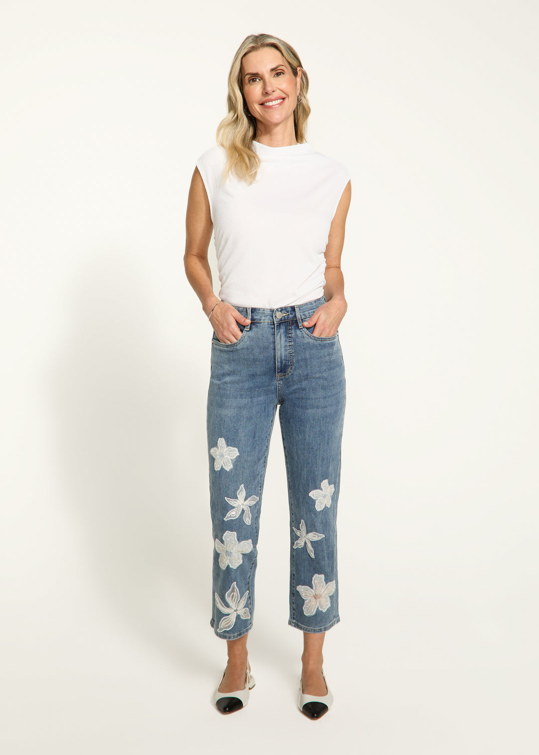 Flower Detail Suzanne Pencil Crop Jean