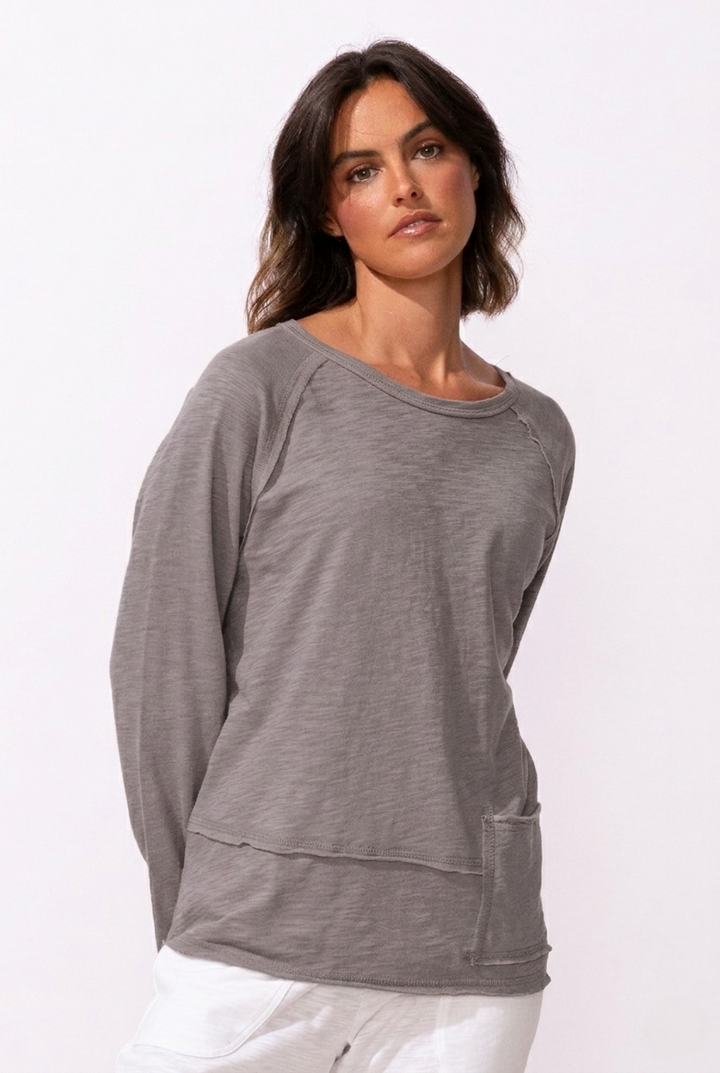 Fog Pocket Pullover Top