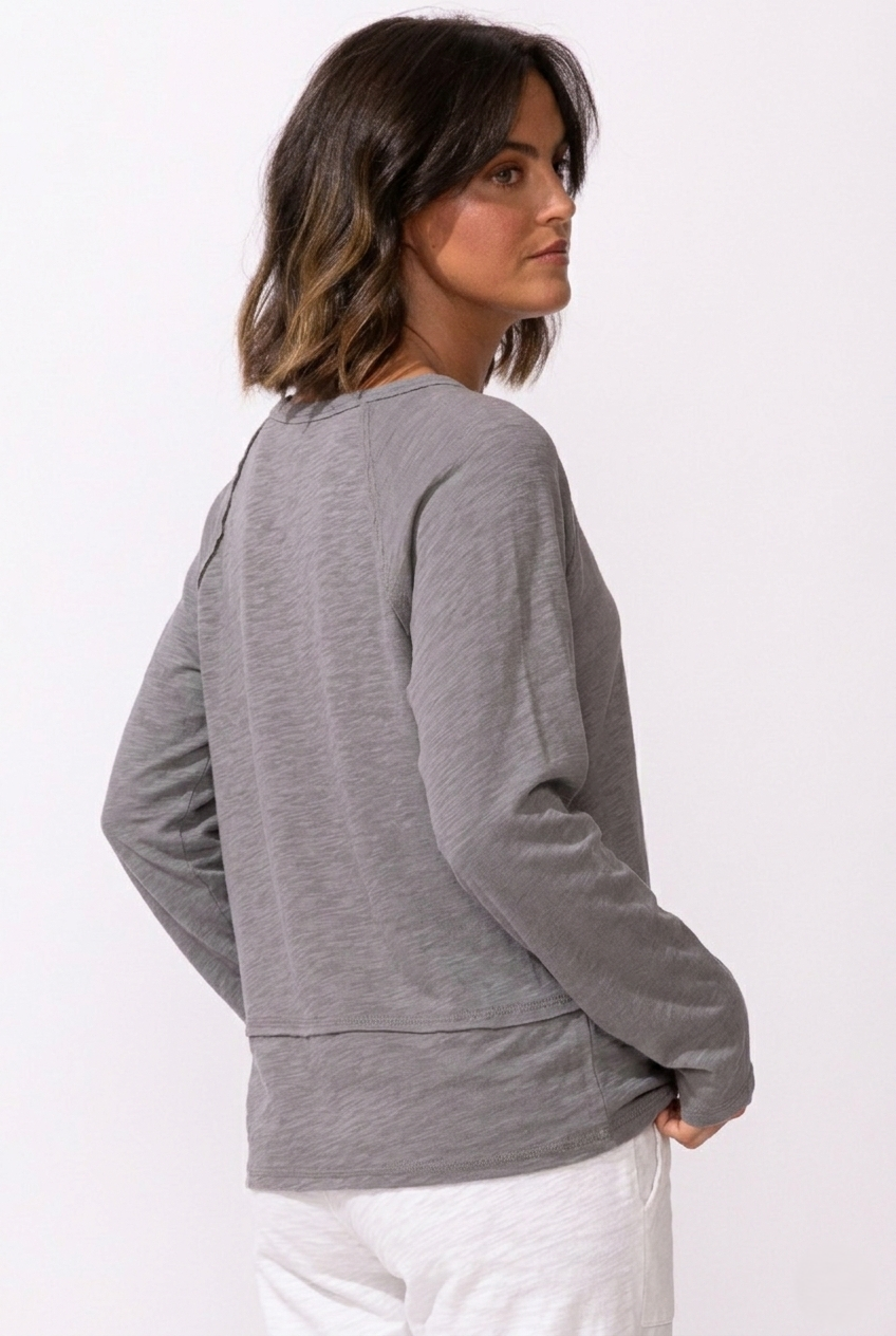 Fog Pocket Pullover Top