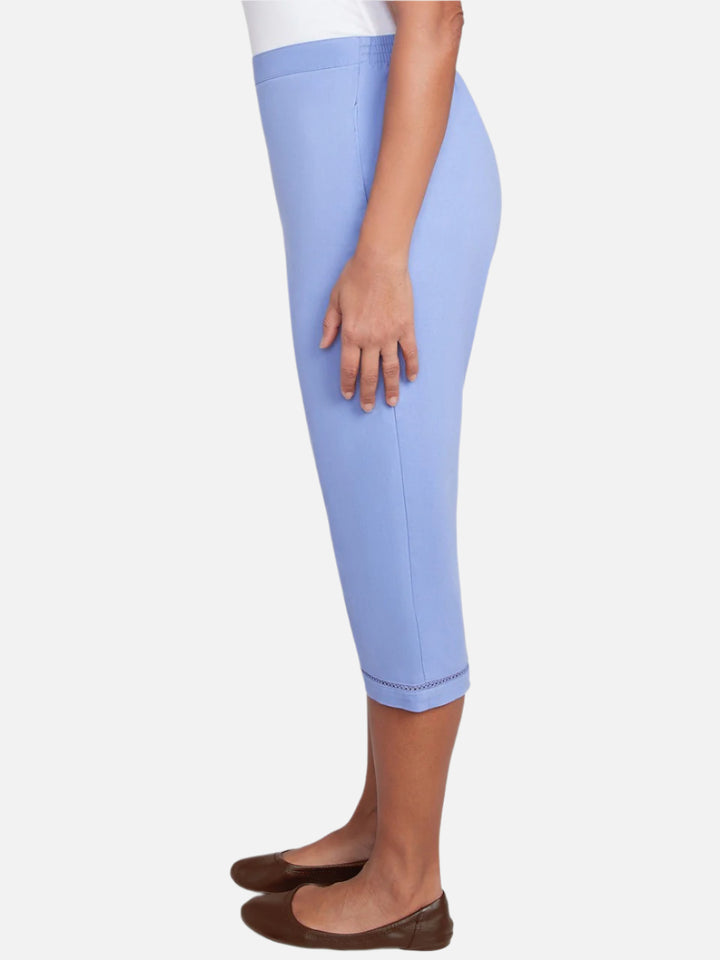 Iris Crochet Hem Capri Pant