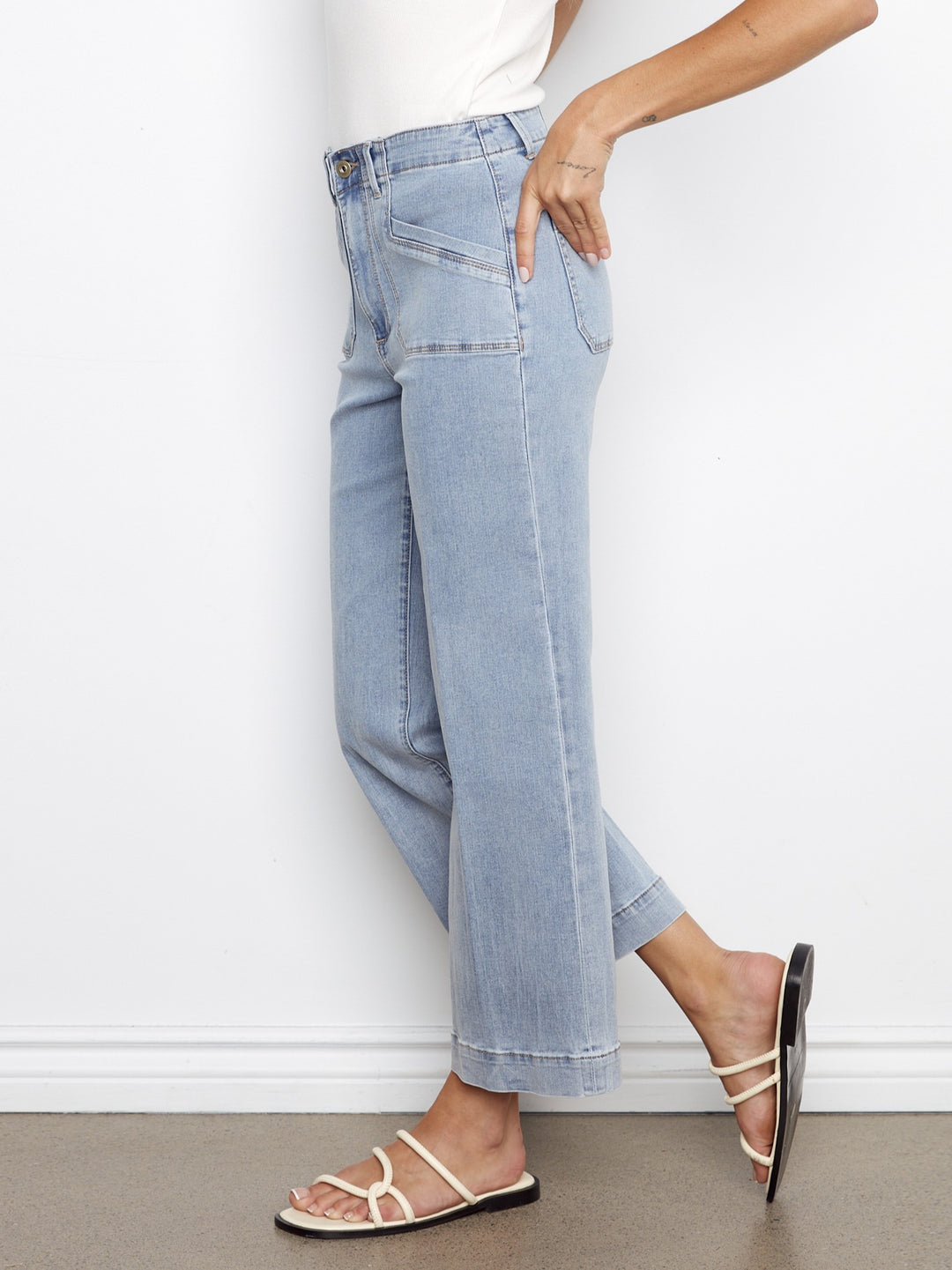 Light Blue Patch Pocket Cropped Wide Leg Jean