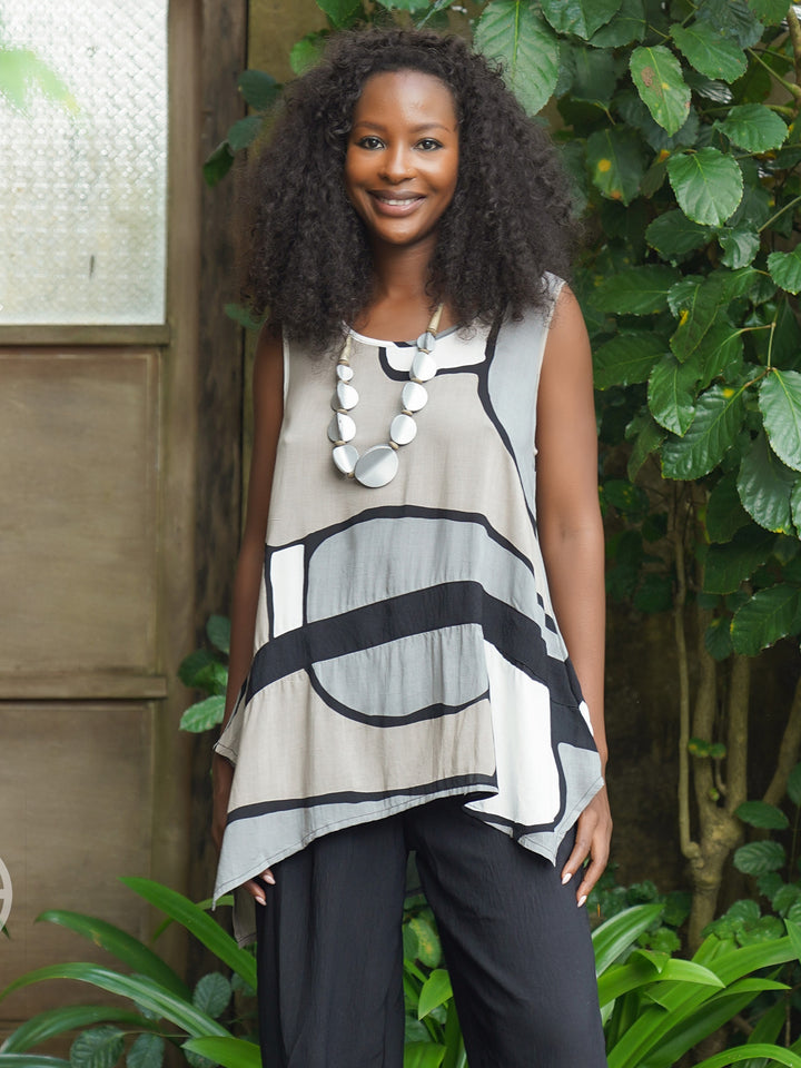 Maora Black Print Asymmetrical Tunic