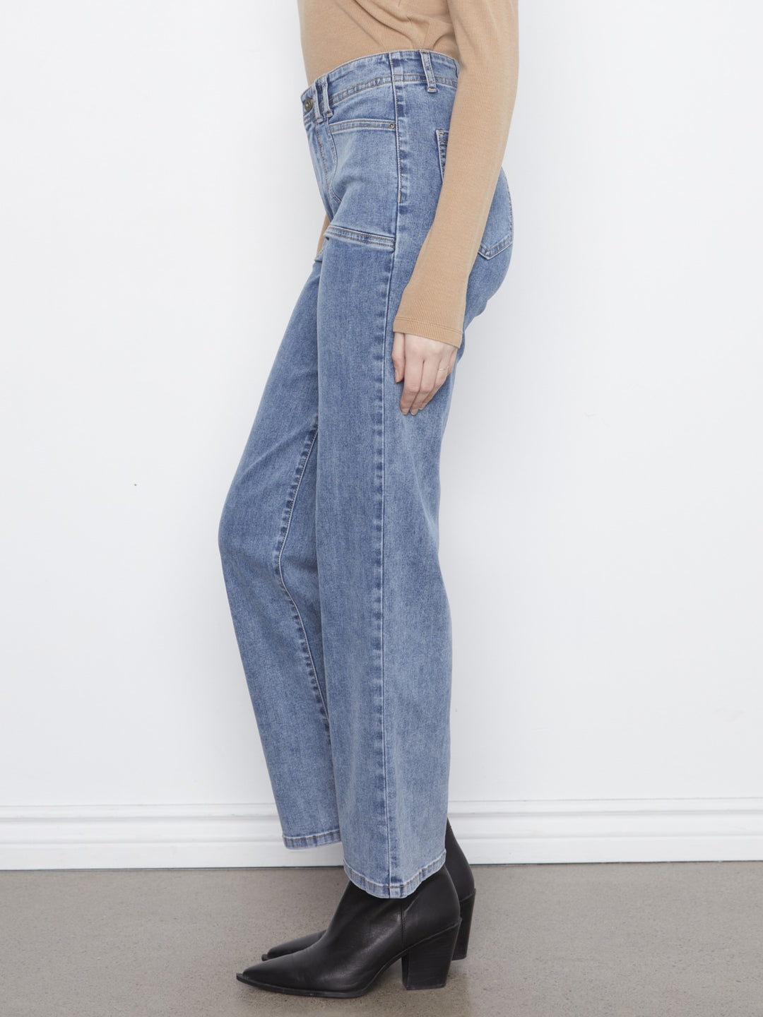 Medium Blue Patch Pocket Wide Leg Jean