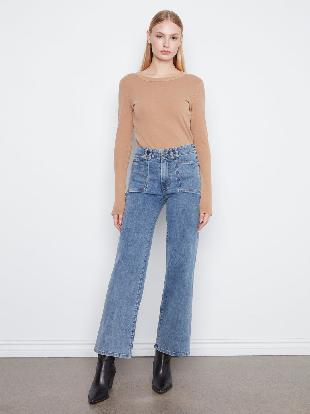 Medium Blue Patch Pocket Wide Leg Jean