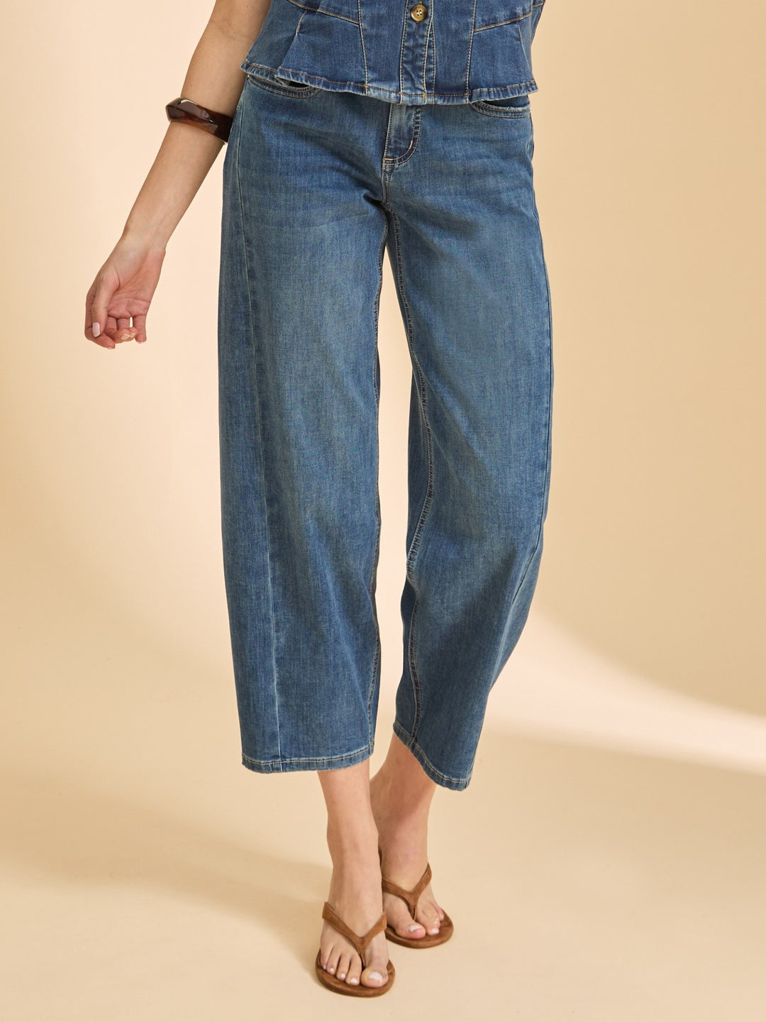 Medium Wash Girlfriend Barrel Ankle Jean