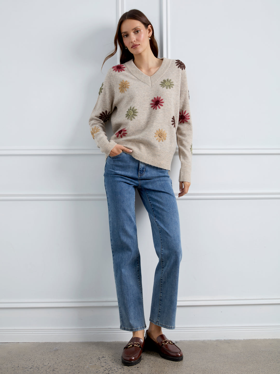 Natural Flower Embroidered V-Neck Sweater
