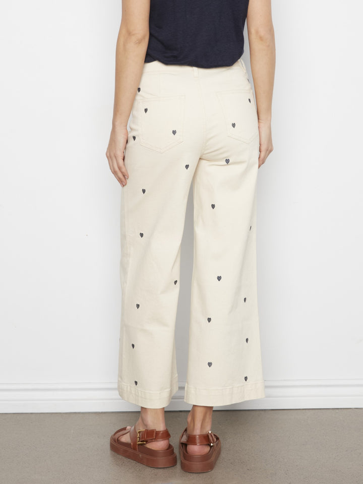 Natural Heart Embroidered Patch Pocket Cropped Pant