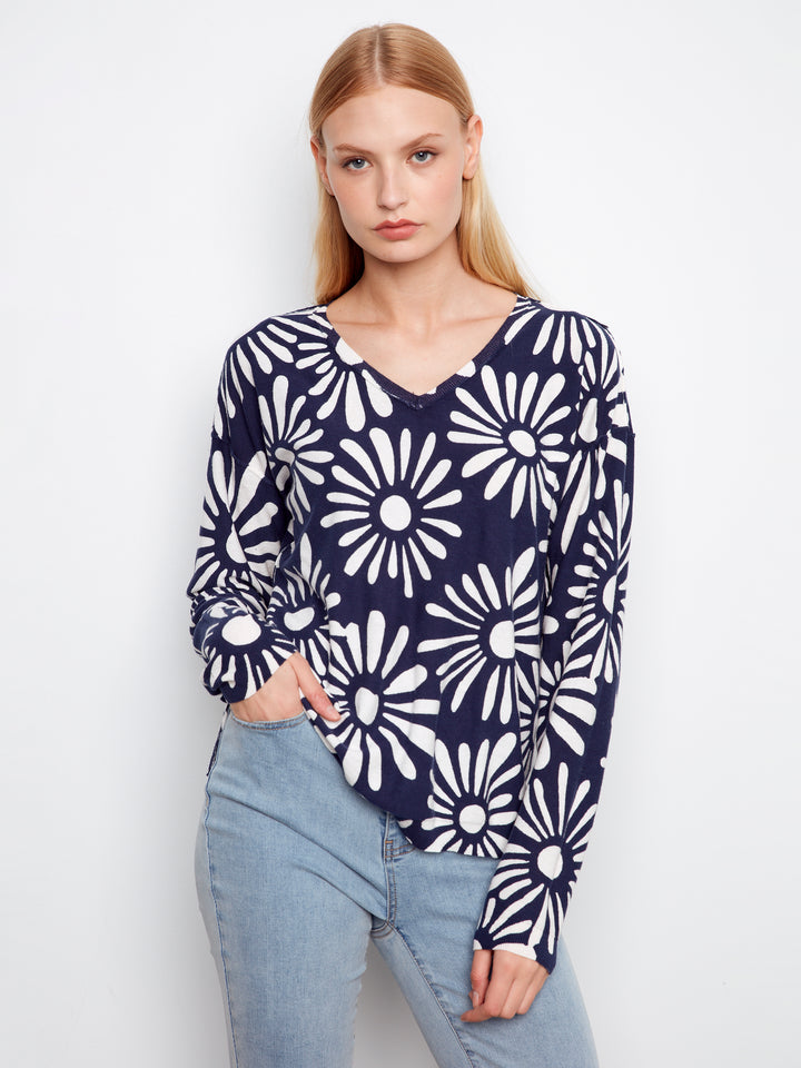 Nautic Reversible Print V-Neck Sweater