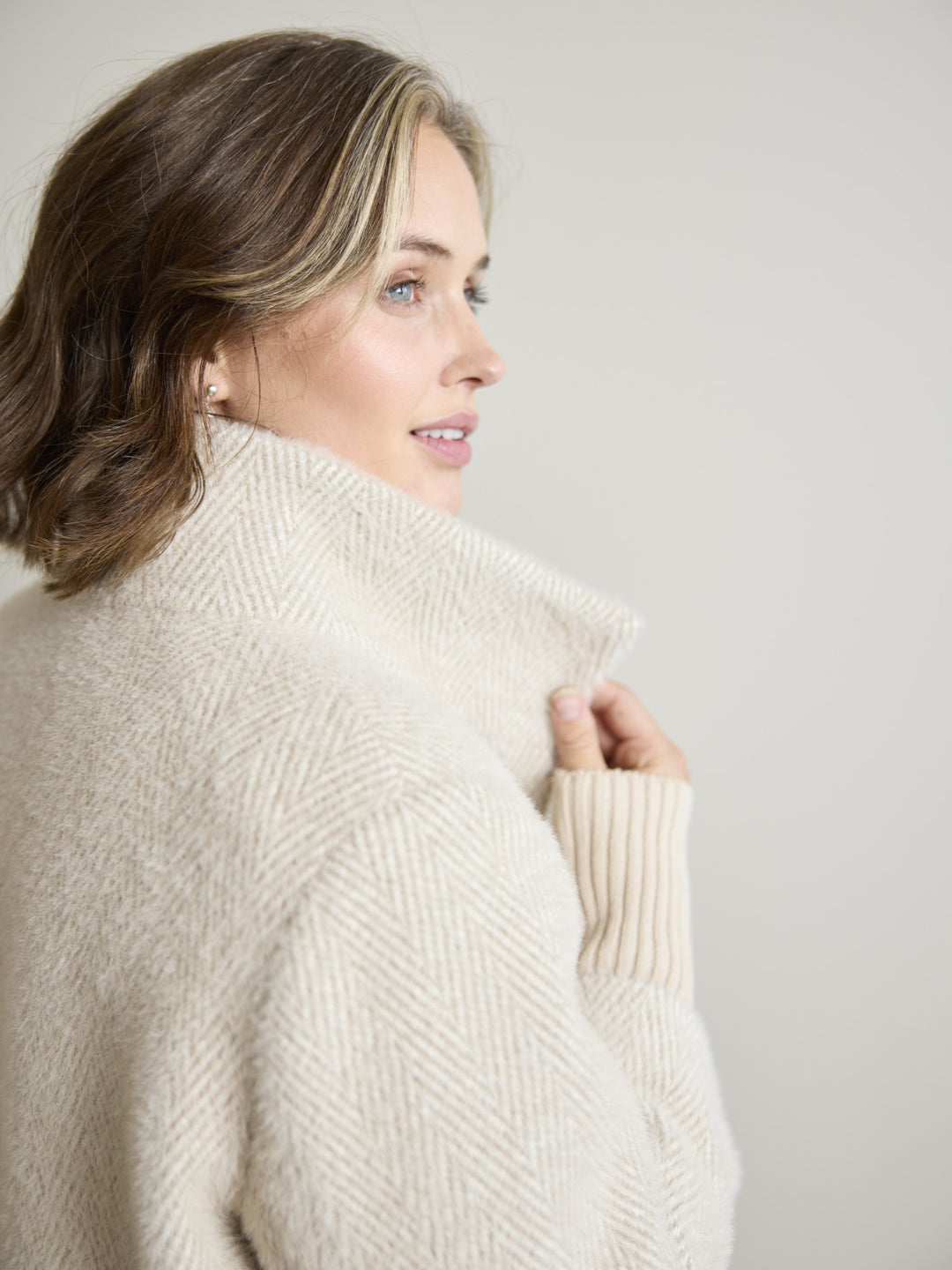 Olga Oatmeal Herringbone Coat