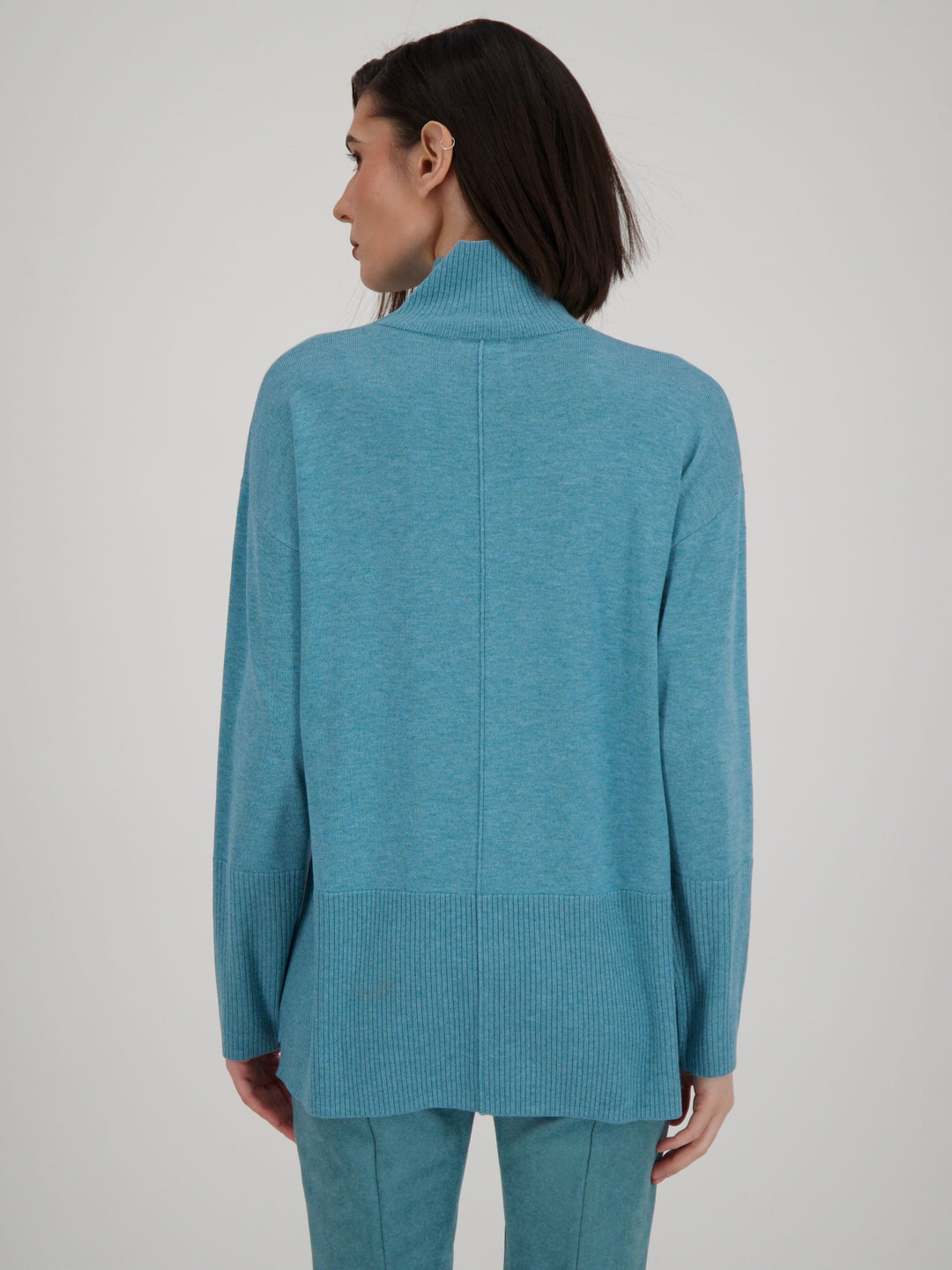 Peacock Mock Neck Ribbed Sweater