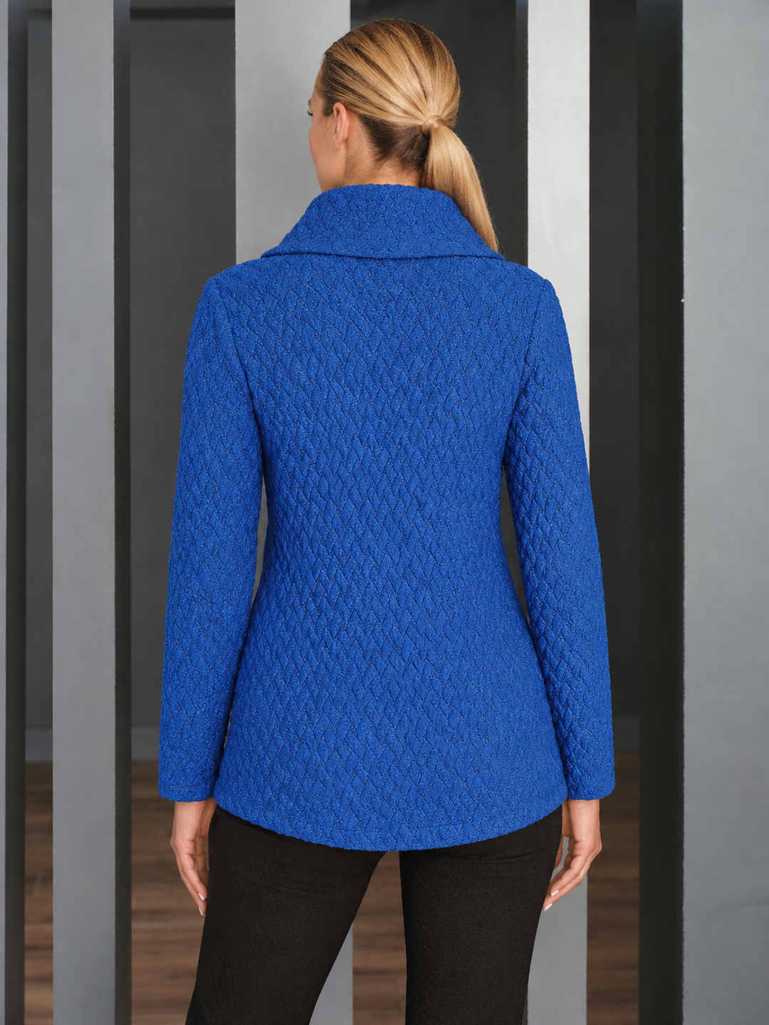Royal Quilted Jacquard Pullover