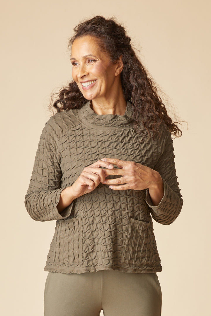 Umber Textured Raglan Pocket Top