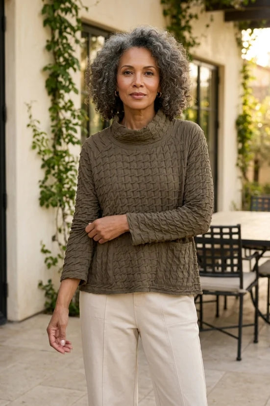 Umber Textured Raglan Pocket Top