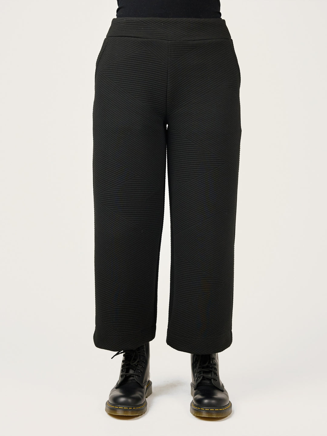 Wyome Black Wide Leg Ottoman Pant