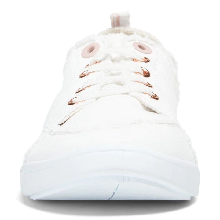 Cream Pismo Lace Up Sneaker