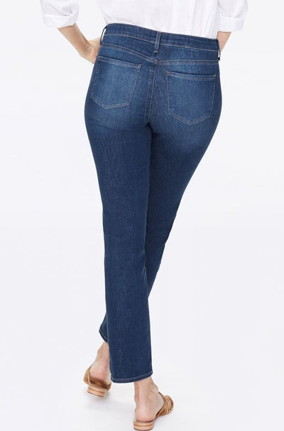 Sheri Slim Leg Medium Wash Jean
