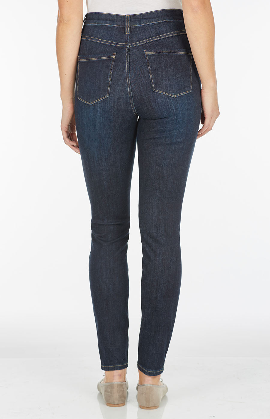 Suzanne Coolmax Slim Leg Jean